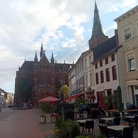 아파트 Altstadtnahe & Balkon & Ruhig 비에르센