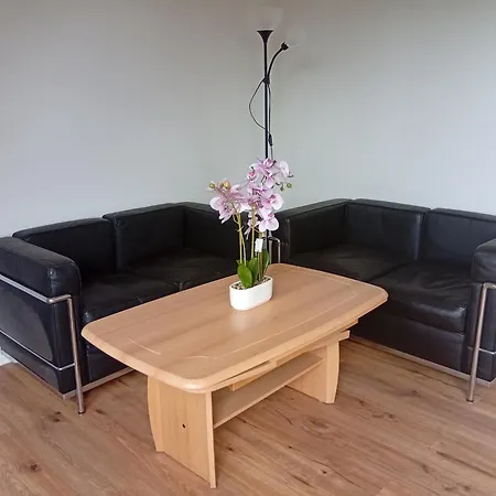 Altstadtnahe & Balkon & Ruhig 비에르센